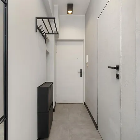 Stylowe W Centrum Gdyni I Blisko Plazy By Renters グディニャ