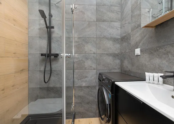 Apartment Stylowe W Centrum Gdyni I Blisko Plazy By Renters Gdynia